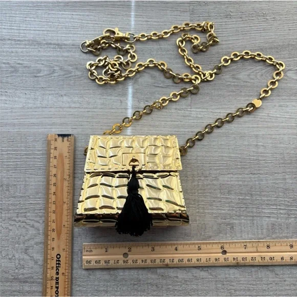 VINTAGE DEBBIE J PALMER 18K GOLD DIPPED PURSE With TASSEL & CHAIN - Picture 3 of 8